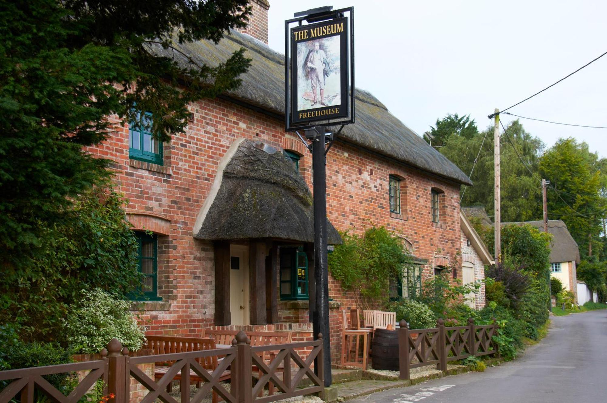 The Museum Inn Farnham  Exterior photo