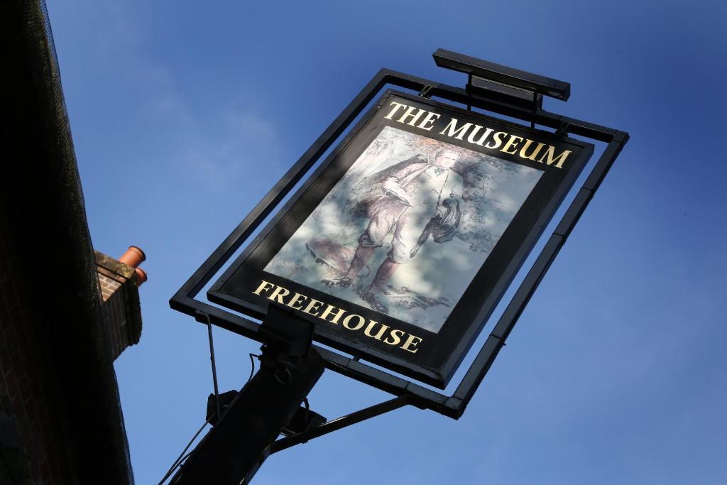 The Museum Inn Farnham  Exterior photo